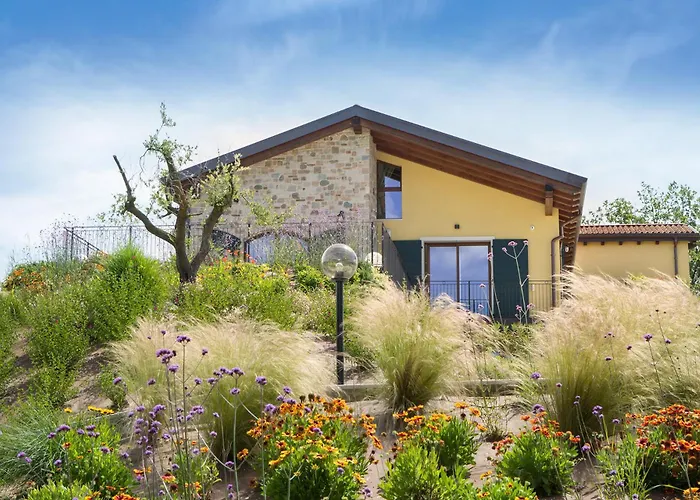 Villa Monte Orione View & *