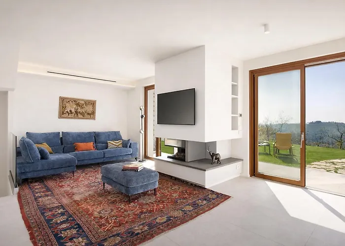 Villa Monte Orione View & *